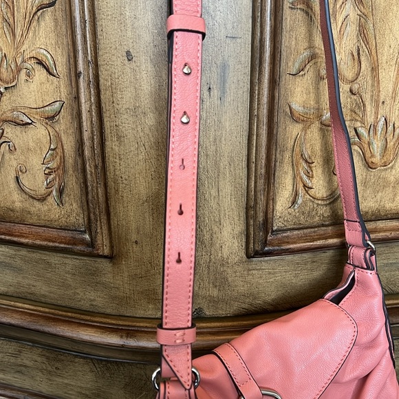 Vince Camuto LYSA Crossbody Bag - Picture 6 of 7